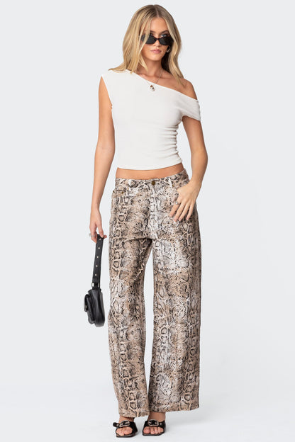 Jett Asymmetric Top