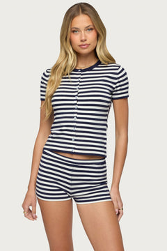 NAVY-AND-CREAM
